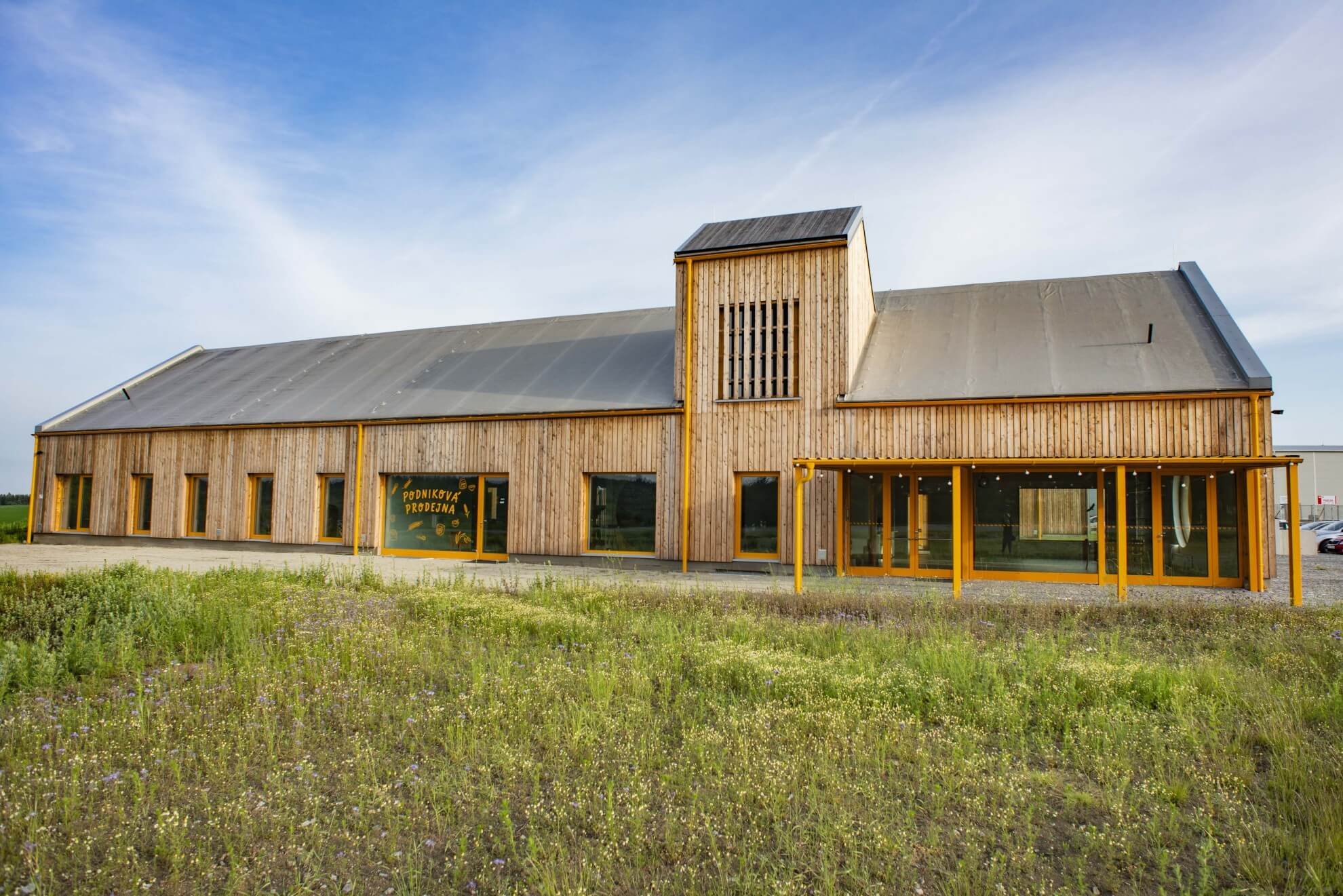 Přesun firmy do nové budovy v&nbsp;Kozlově